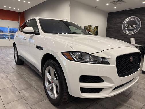 2020 Jaguar F-PACE 25t Premium AWD 4dr SUV
