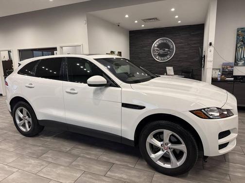 2020 Jaguar F-PACE 25t Premium AWD 4dr SUV