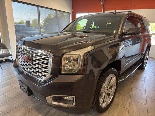 Gray 2018 GMC Yukon Denali