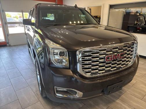 Gray 2018 GMC Yukon Denali