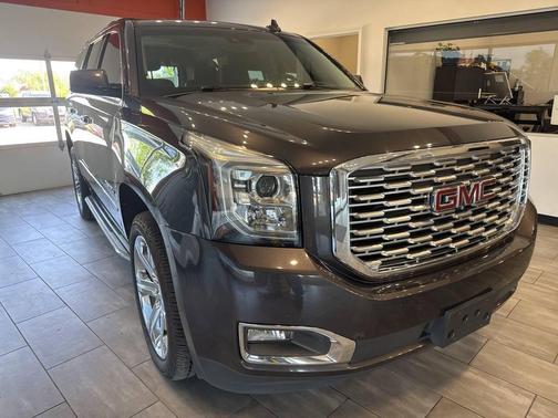 Gray 2018 GMC Yukon Denali