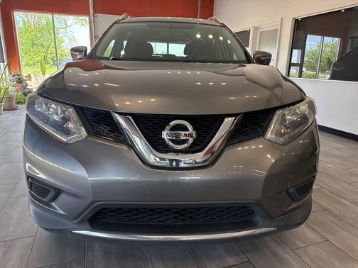 Gun Metallic 2015 Nissan Rogue SV