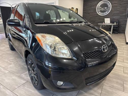 2011 Toyota Yaris Base