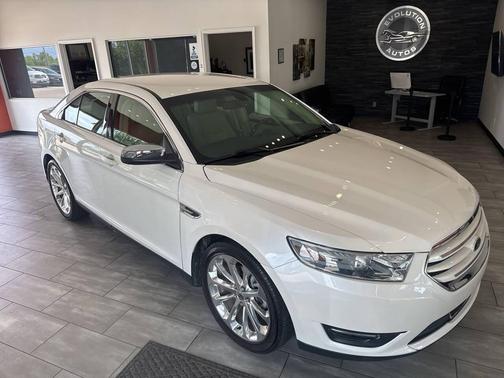 White 2013 Ford Taurus Limited 4dr Sedan