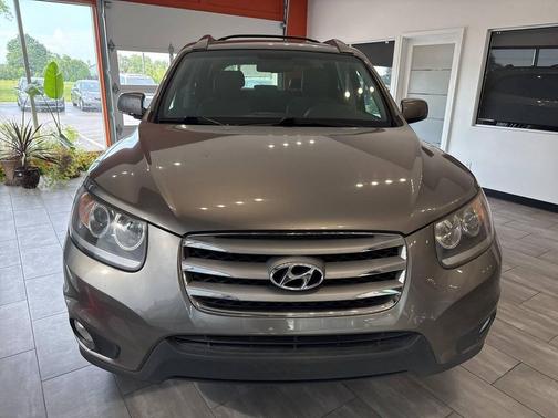 2012 Hyundai SANTA FE SE