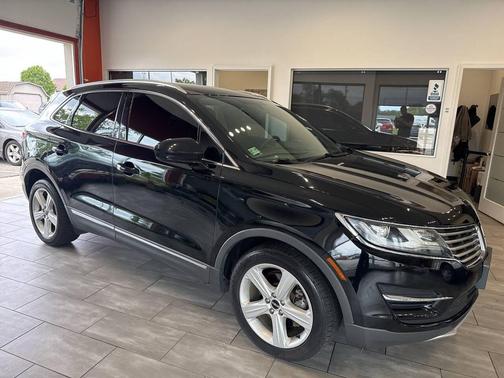 Black 2017 Lincoln MKC Premiere