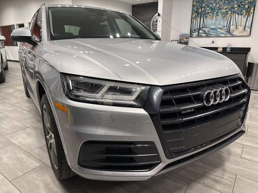 2019 Audi Q5 2.0T Premium Plus