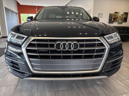 2018 Audi Q5 2.0T Premium Plus