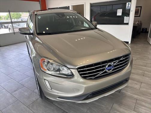 2016 Volvo XC60 T5 Drive-E Premier
