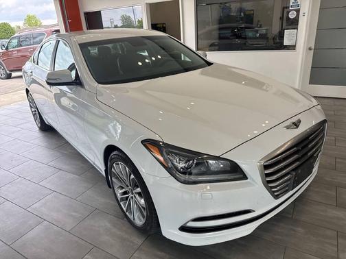 White 2015 Hyundai Genesis 3.8