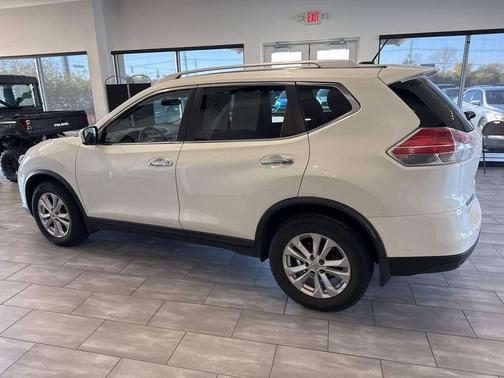 2015 Nissan Rogue SV