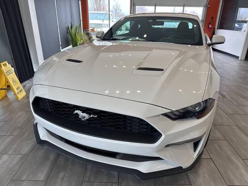2018 Ford Mustang EcoBoost