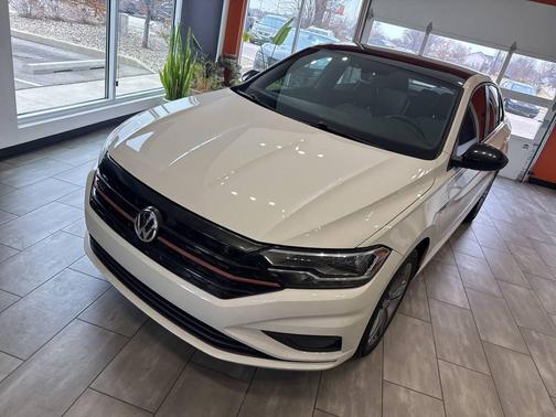 2019 Volkswagen Jetta 1.4T R-Line