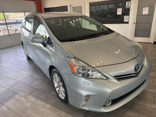 2013 Toyota Prius v Five