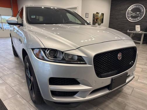 2020 Jaguar F-PACE 25t Premium AWD 4dr SUV
