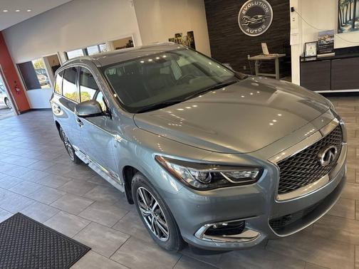 2017 INFINITI QX60 Base