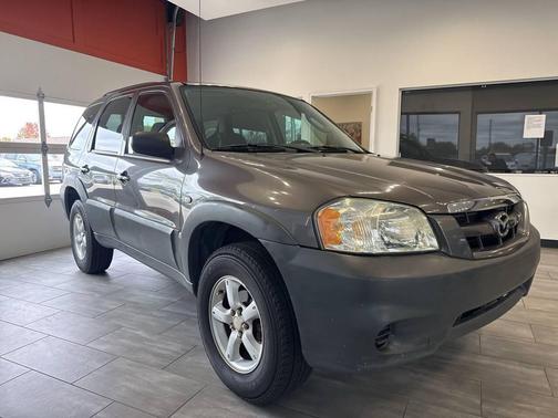2006 Mazda Tribute i 4dr SUV w/Automatic