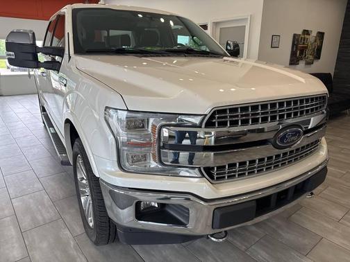 White 2018 Ford F-150 Lariat
