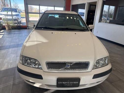 White 2001 Volvo S40 Base