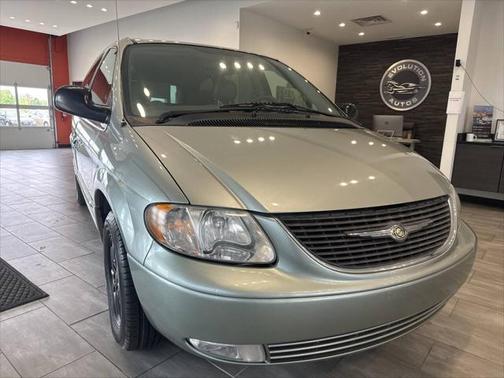 2003 Chrysler Town & Country Limited