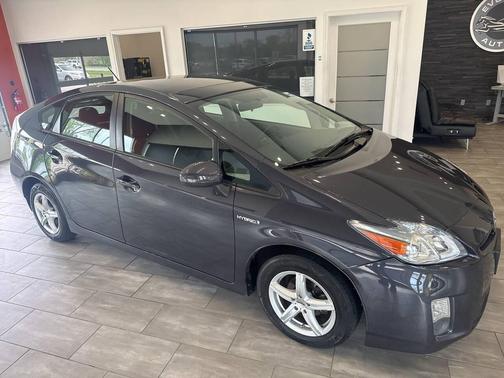 Winter Gray Metallic 2010 Toyota Prius II