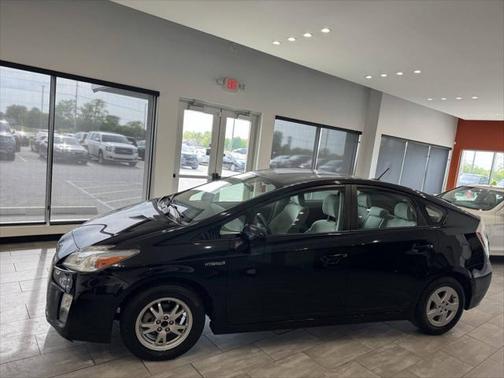 2010 Toyota Prius III