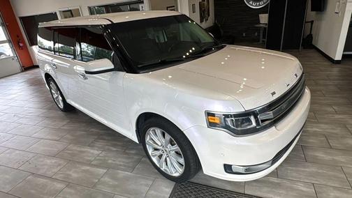 White 2018 Ford Flex Limited