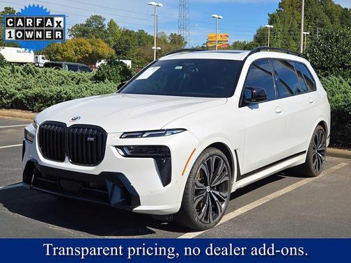 2023 BMW X7 M60i