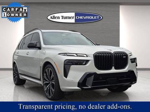 2023 BMW X7 M60i