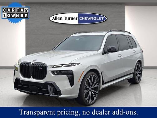 2023 BMW X7 M60i