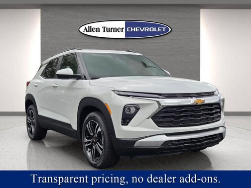 Summit White 2026 Chevrolet Trailblazer LT