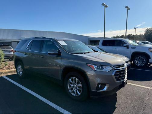 2018 Chevrolet Traverse LT Cloth