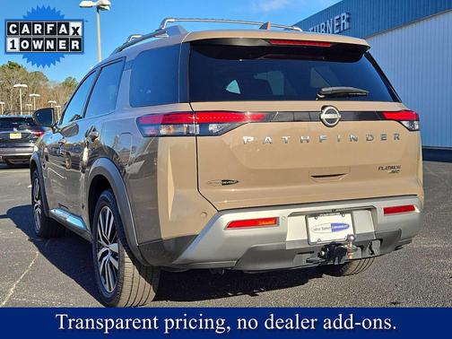 2023 Nissan Pathfinder Platinum 4WD