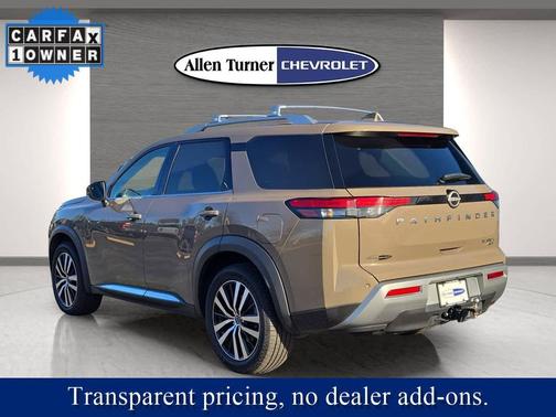 2023 Nissan Pathfinder Platinum 4WD