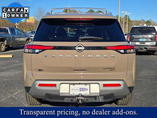 2023 Nissan Pathfinder Platinum 4WD