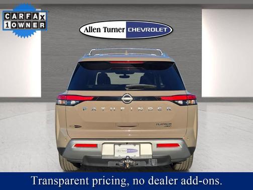 2023 Nissan Pathfinder Platinum 4WD