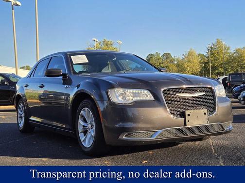 2015 Chrysler 300 Limited