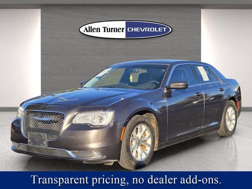 2015 Chrysler 300 Limited