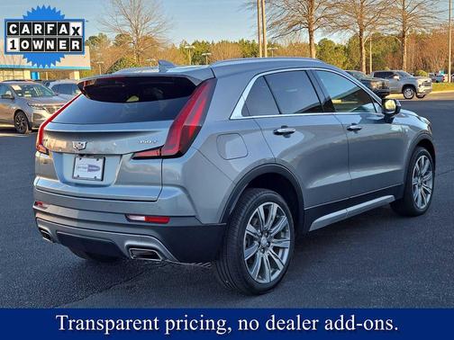 2023 Cadillac XT4 Premium Luxury