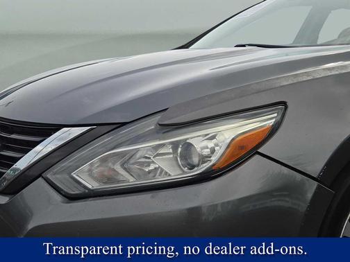 Gun Metallic 2018 Nissan Altima 2.5 SV