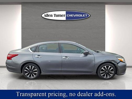 Gun Metallic 2018 Nissan Altima 2.5 SV