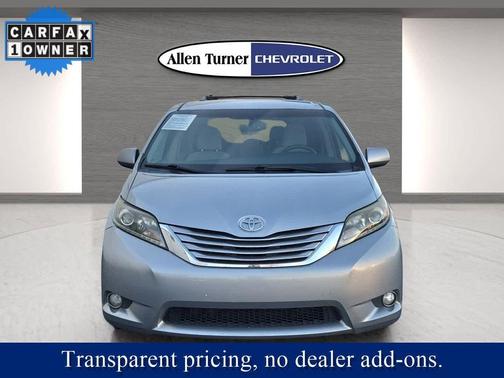 2015 Toyota Sienna LE