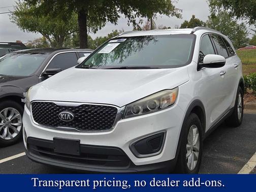 2016 Kia Sorento LX