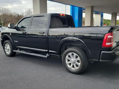 2022 RAM 2500 Laramie Crew Cab 4x4 6'4' Box