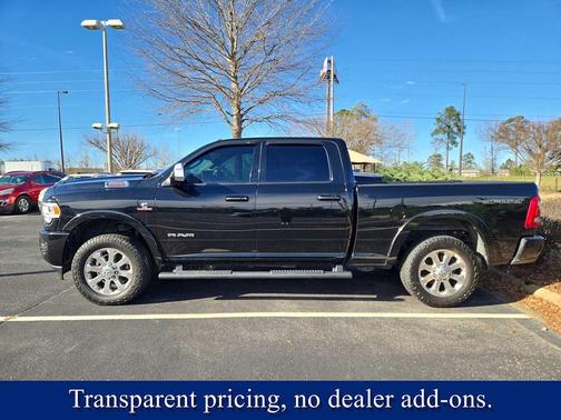 2022 RAM 2500 Laramie Crew Cab 4x4 6'4' Box