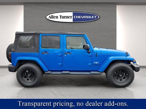 2016 Jeep Wrangler Unlimited Sahara