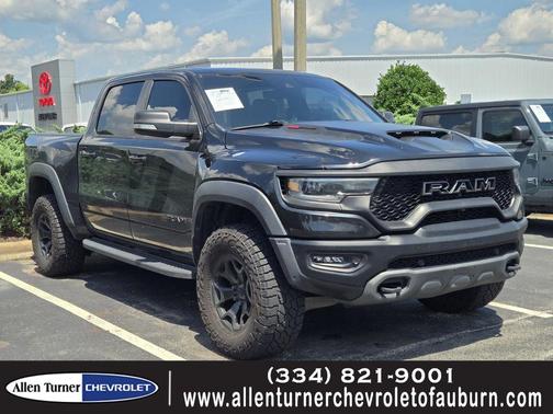 Diamond Black Crystal Pearlcoat 2021 RAM 1500 TRX