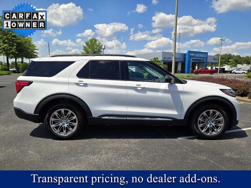 Oxford White 2025 Ford Explorer Active