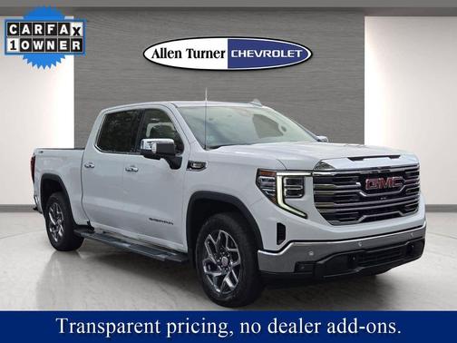2024 GMC Sierra 1500 SLT