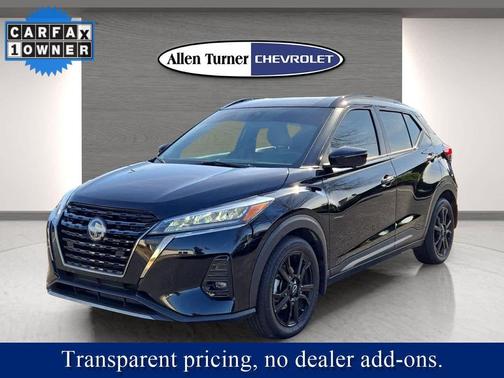 2023 Nissan Kicks SR